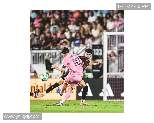 梅西十佳进球回顾：从梦幻过人到经典远射的完美展现