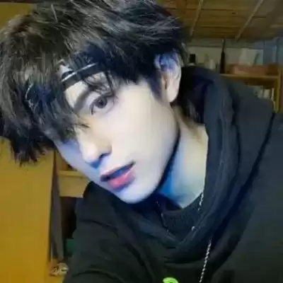 阚旦娅
